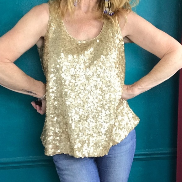 Vince Camuto gold sequin swing tank top - Picture 3 of 7